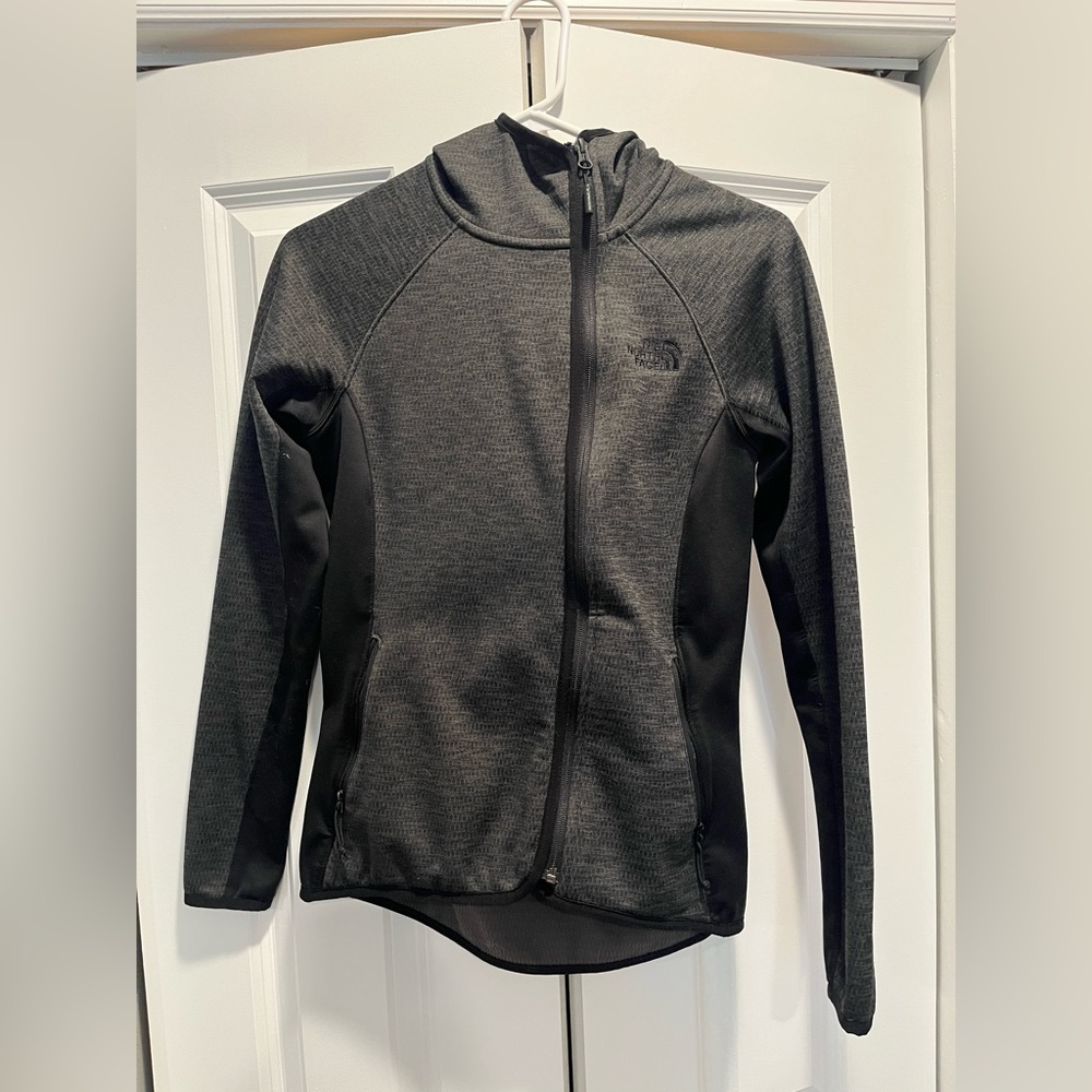 Women’s North Face hooded fleece jacket